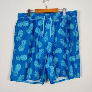 Old Navy Men's Swim Trunks in Blue Size XL Pineapple Print Beach